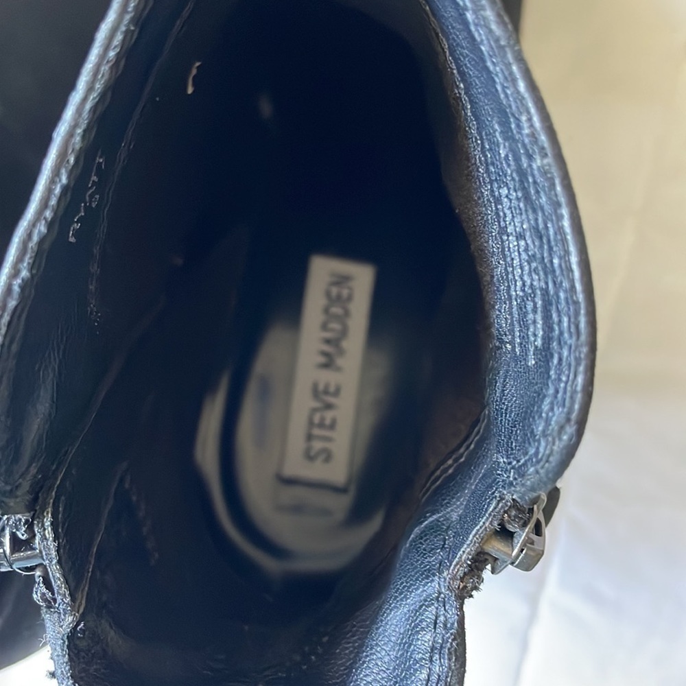 Steve Madden Women’s Black Nubuck Ryatt Zip Leather Ankle Boots - Size 8 - Picture 8 of 9